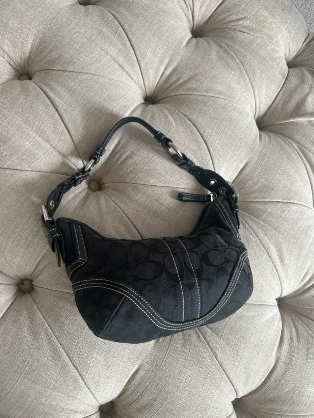Coach Black Signature Canvas Shoulder Hobo with Leather-Link Strap - Picture 5 of 13